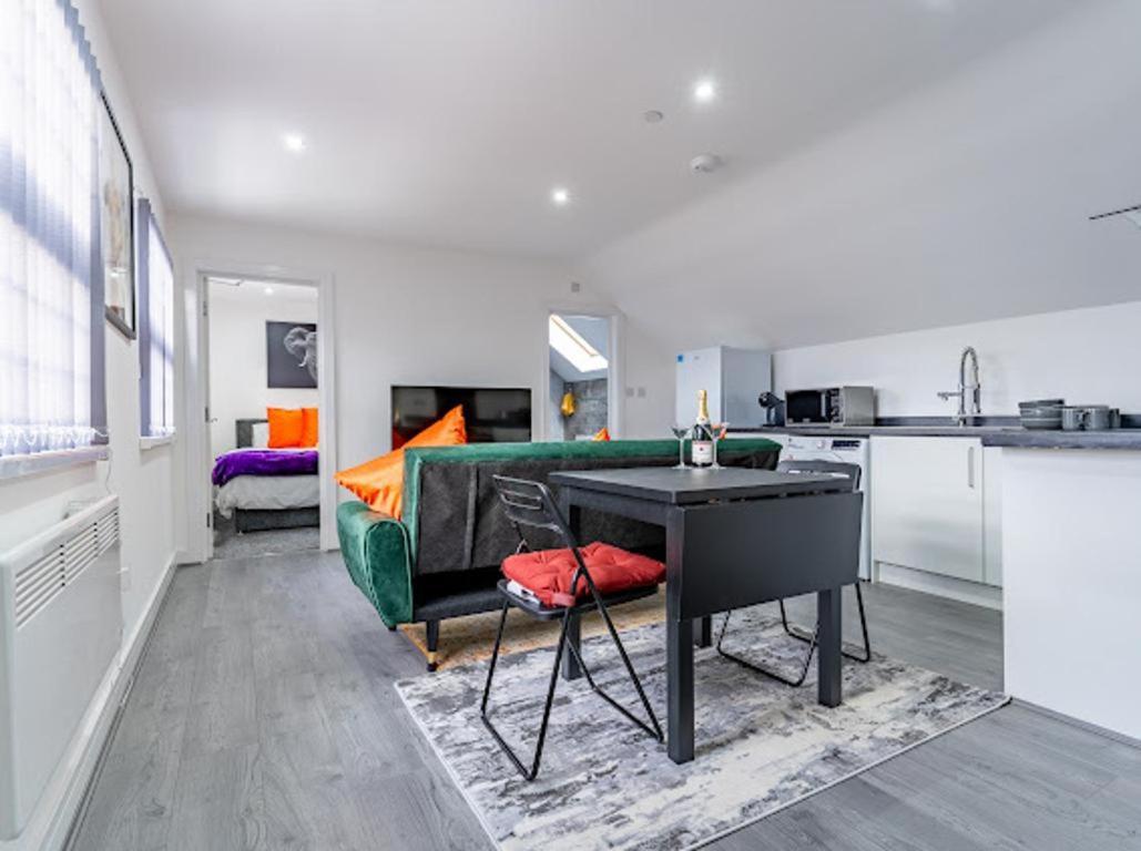 Cool Top Floor Apartment Very Near Birmingham Centre Εξωτερικό φωτογραφία